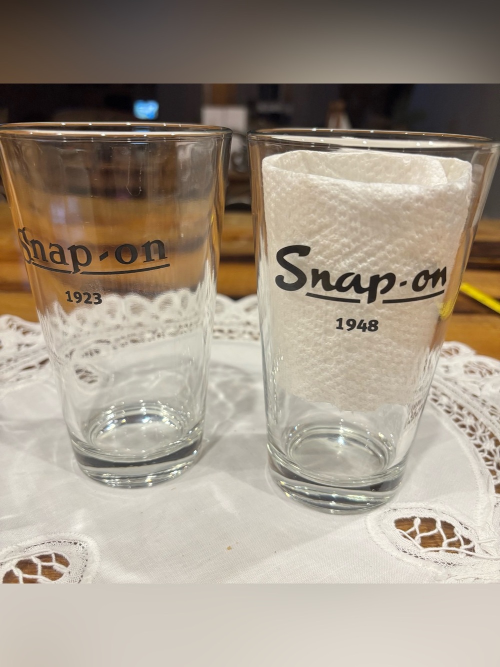 Snap-On Clear Glassware Pint Glasses in Black Logo 16oz • Set of 2